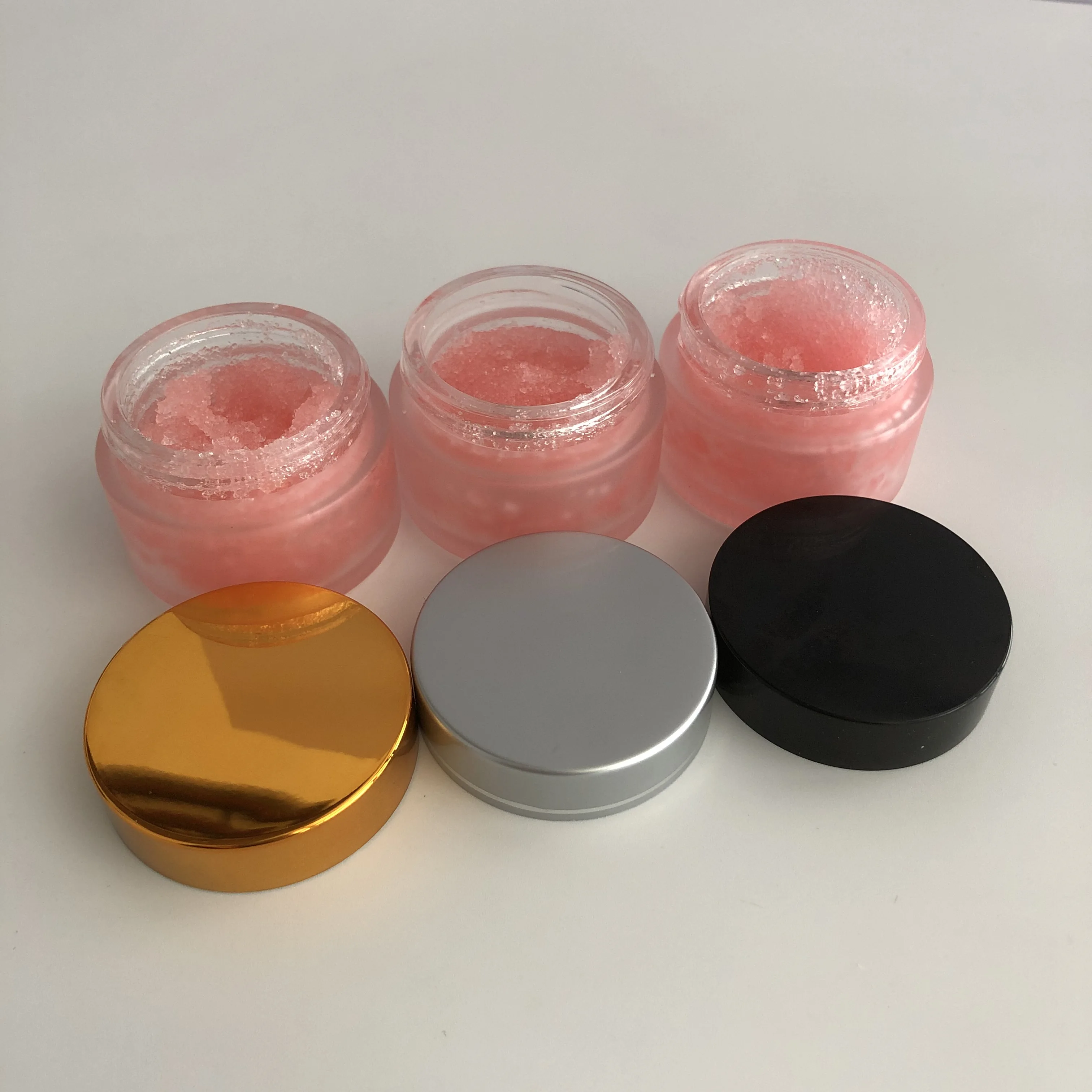 

Drier Formula Lip Scrub Fruit Flavor Lip Care Scrub, Multi-colored