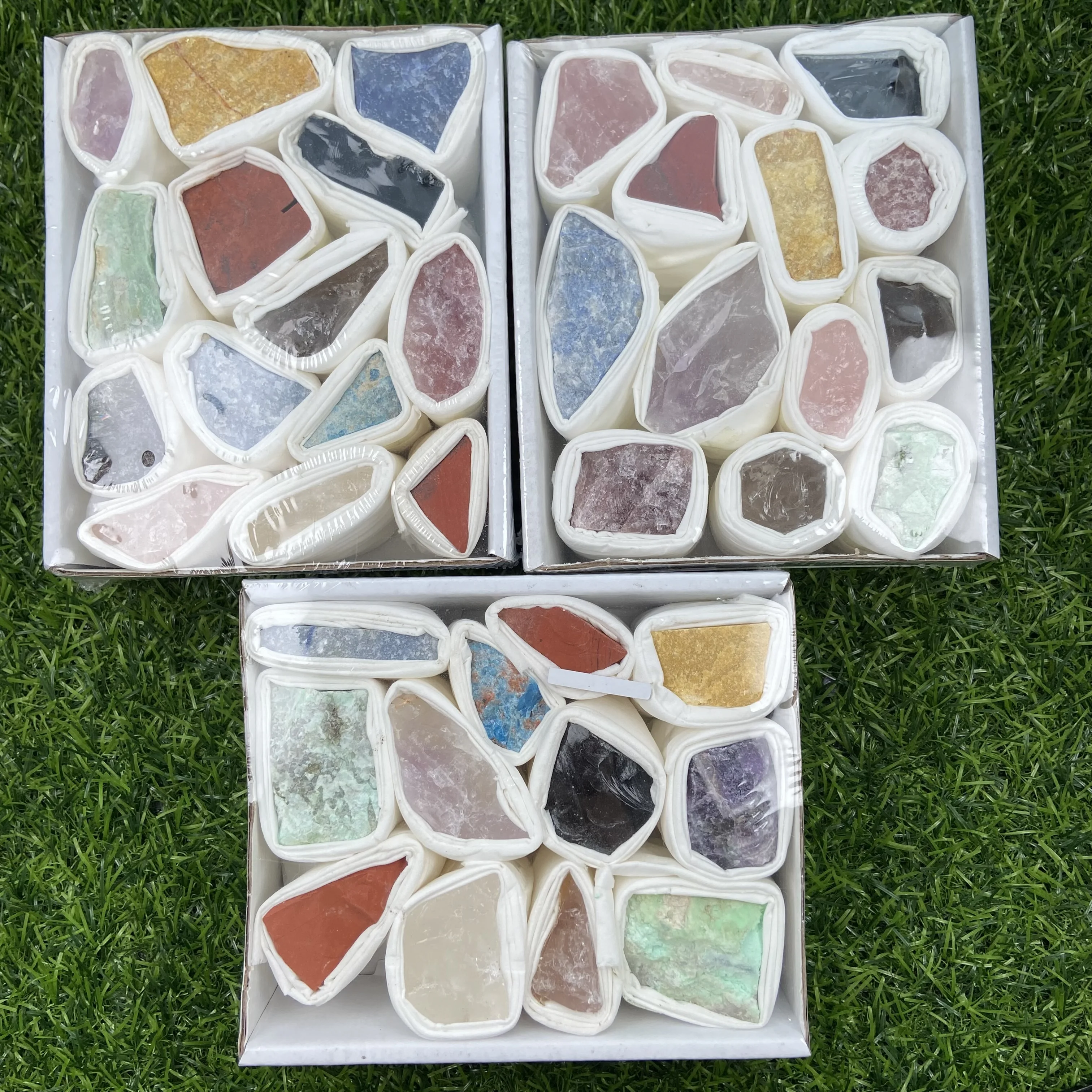 

Hotsale Natural Healing Crystal Stone Raw Rough Gem Mineral Specimens Box For Gift