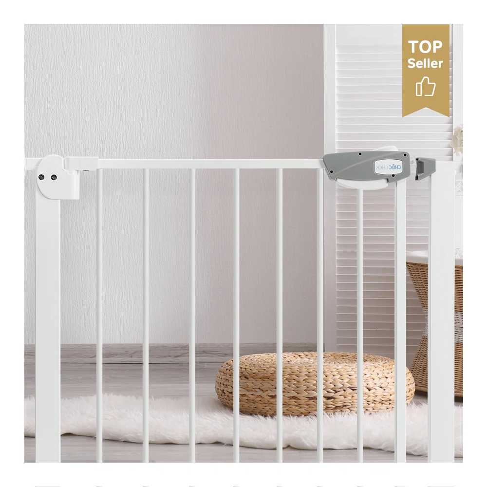 

2021 hot selling baby pets dog cat safety gate mesh fence child safety gate baby gate wall protector