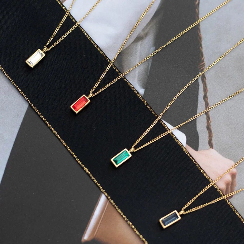 

Trendy Cubic Zircon Emerald Rectangle Gold Plated Dainty Square Gemstone Crystal Stainless Steel Pendant Necklace For Women