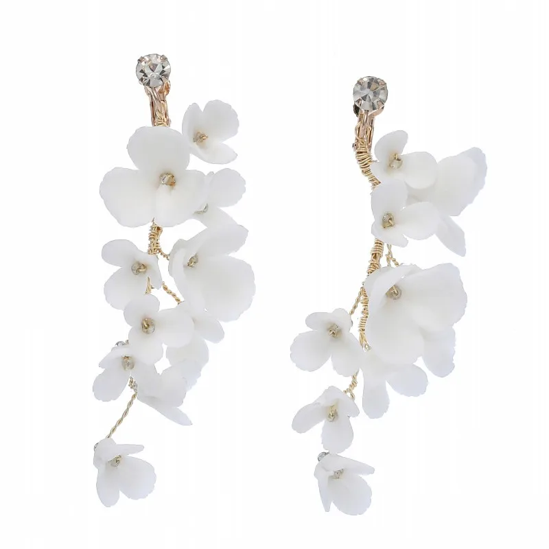 

Fashion Handmade White Ceramics Flowers Crystal Drop Bridal Wedding Earrings