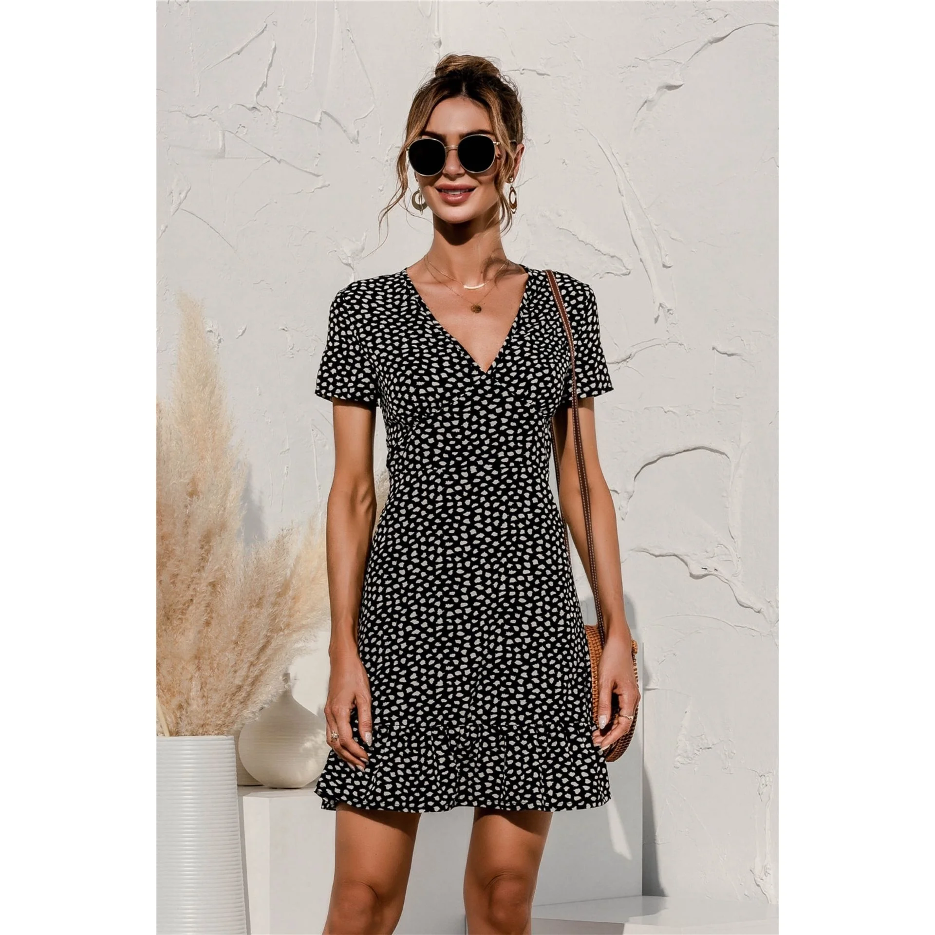 

T430 dress 2021 Summer Women's Dress Casual Short Sleeve Deep V-Neck Floral Dot Print Sexy Dress Fashion Boho Style A-Line Mini