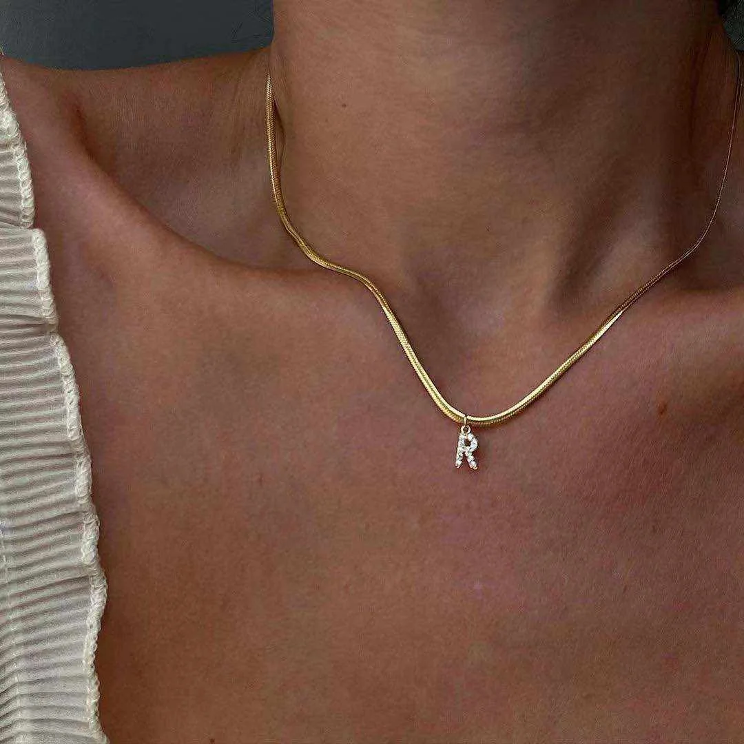

Hip Hop Round Snake Chain Clavicle Chain English Letter Necklace Creative Personality Word Pendant Jewelry