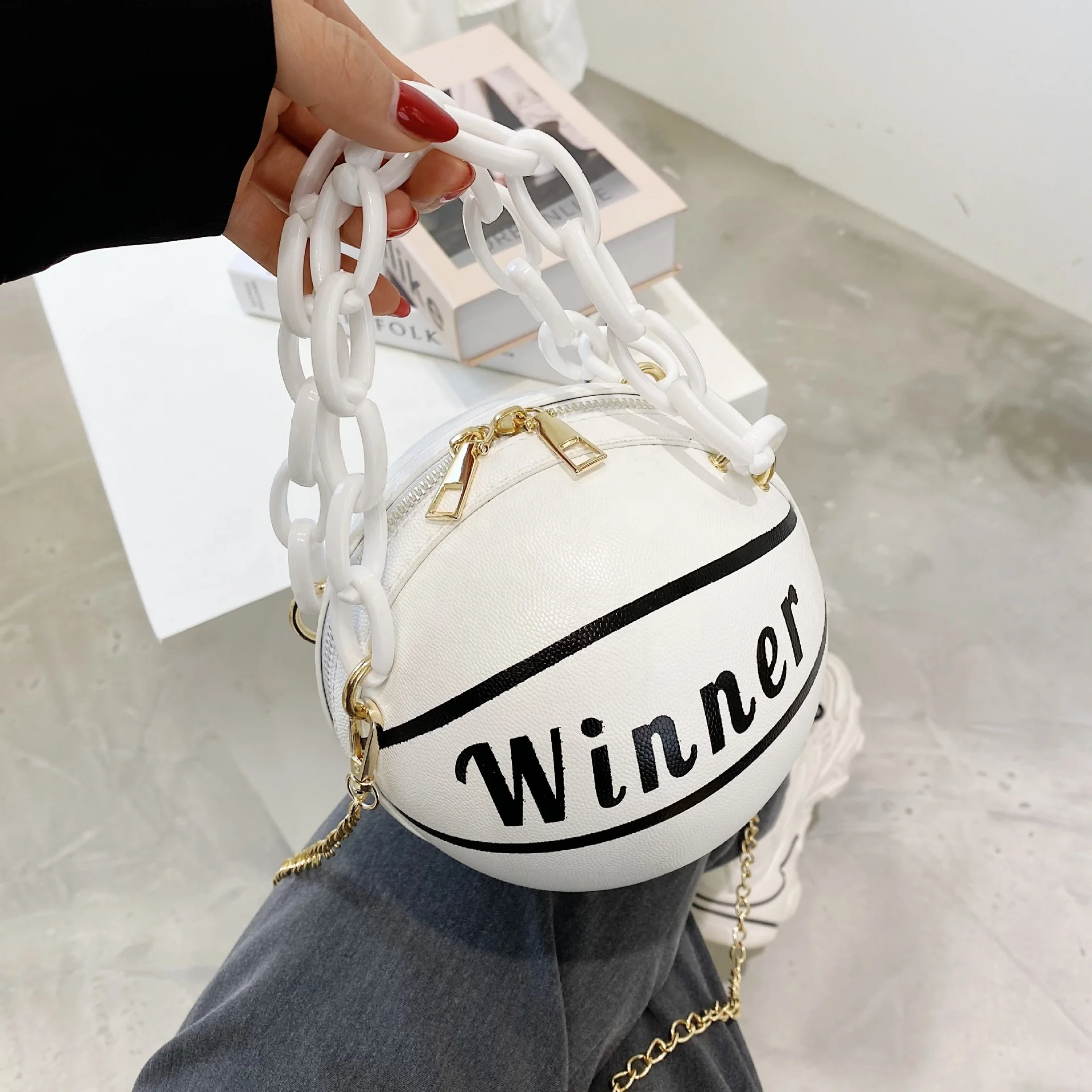 

2021 Solid Color PU Leather Cross Shoulder Belt Ladies Chain Kid jelly Handbag Purse Women Fanny Pack Mini Basketball Bags