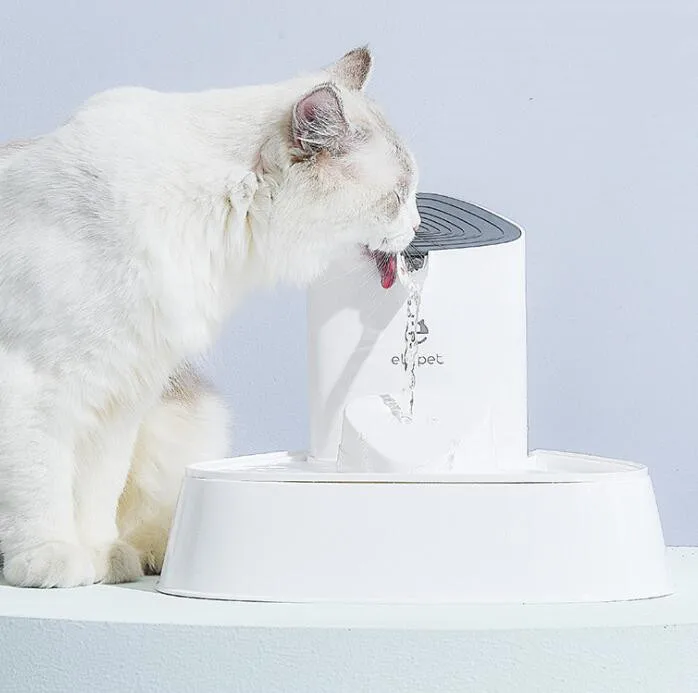 

Amazon Top Selling Dog Water Fountain Electric Water Dispenser Automatic Pet Cat Water Dispenser, White