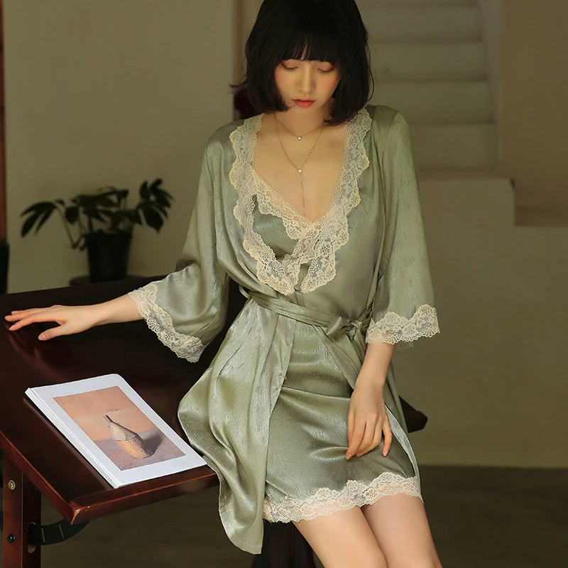 

2021 Spring And Autumn Women'S Silk Pajamas Set And Solid Color Lace Pajamas 2-Piece Sexy Robe And Belt Satin Pajamas