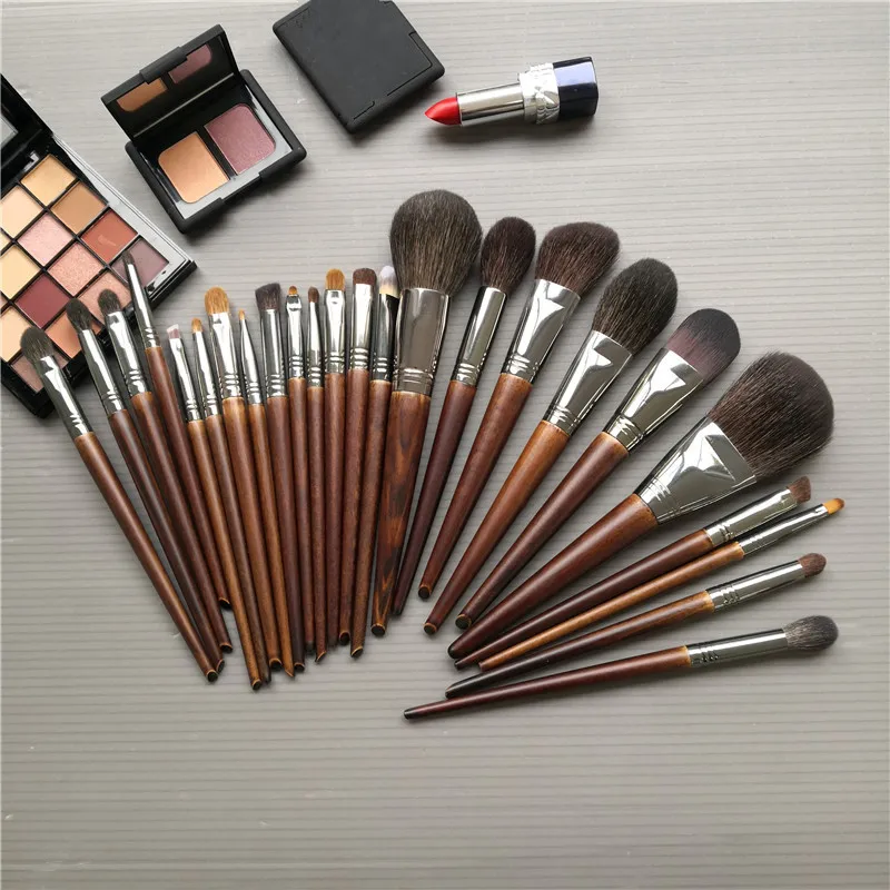 

2020 New Makeup Brush Set natural hair Powder Eye shadow Brushes professional stock wholesale, Nature