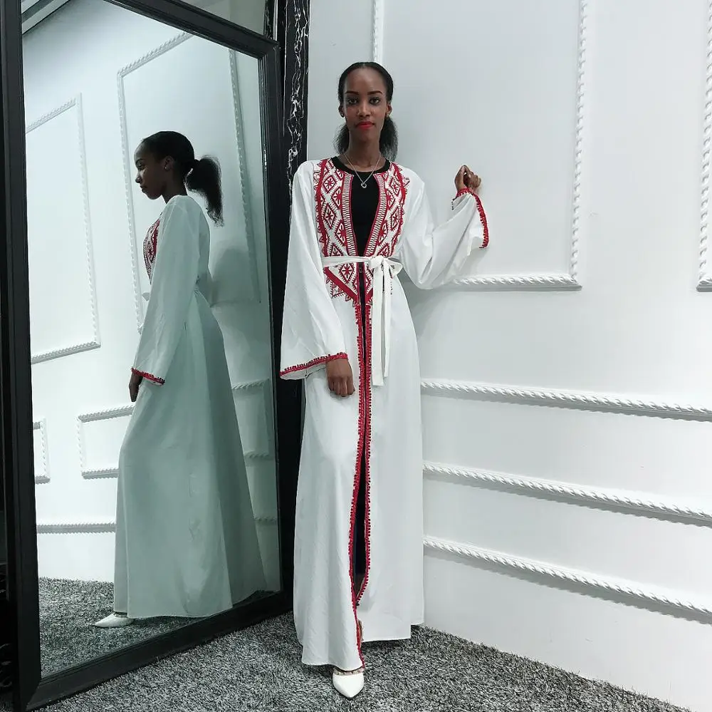 

Muslim White Soft Crepe Abaya