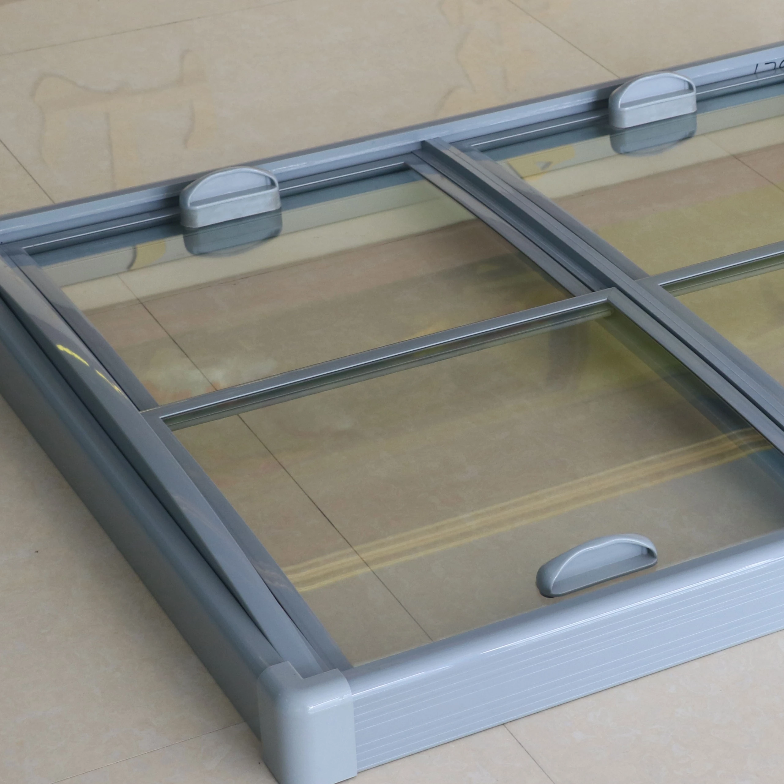 

Anti-fog Commercial Glass Sliding Door for Chest Freezer