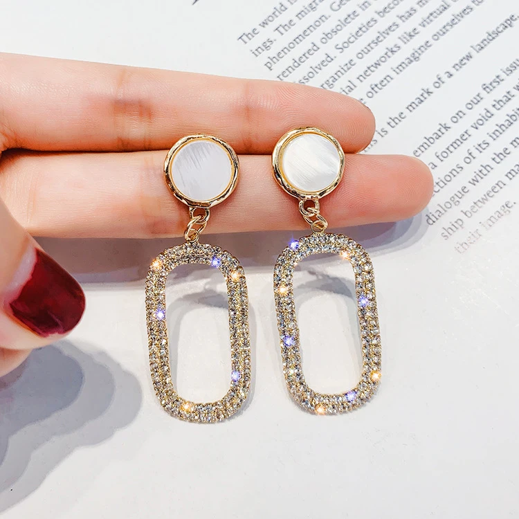 

Fashion gold round long rhinestone earrings female temperament personality wild Europe America crystal statement earrings, 2 colors