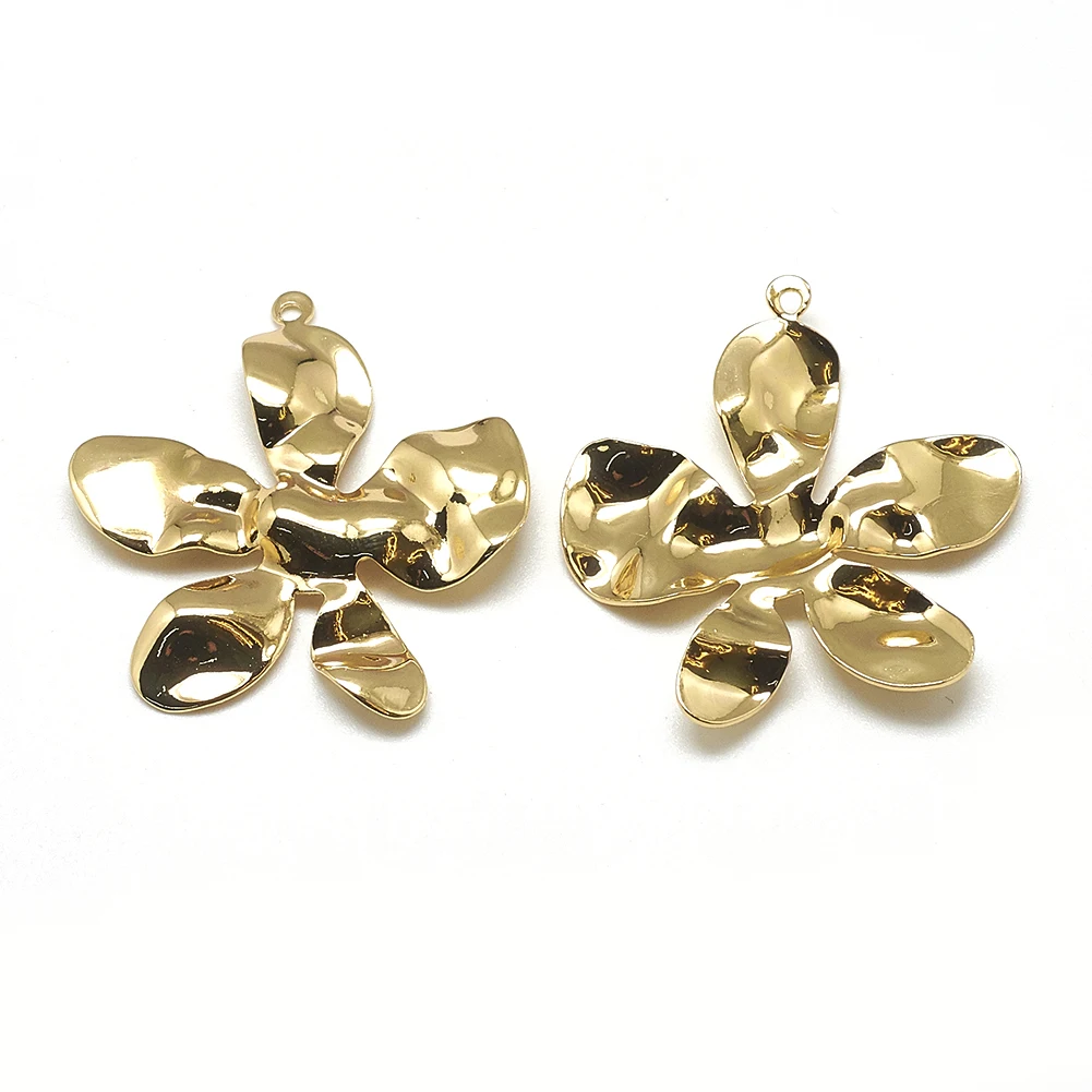 

PandaHall Real 18K Gold Plated Wavy Flower Brass Charms, 18k real gold plated