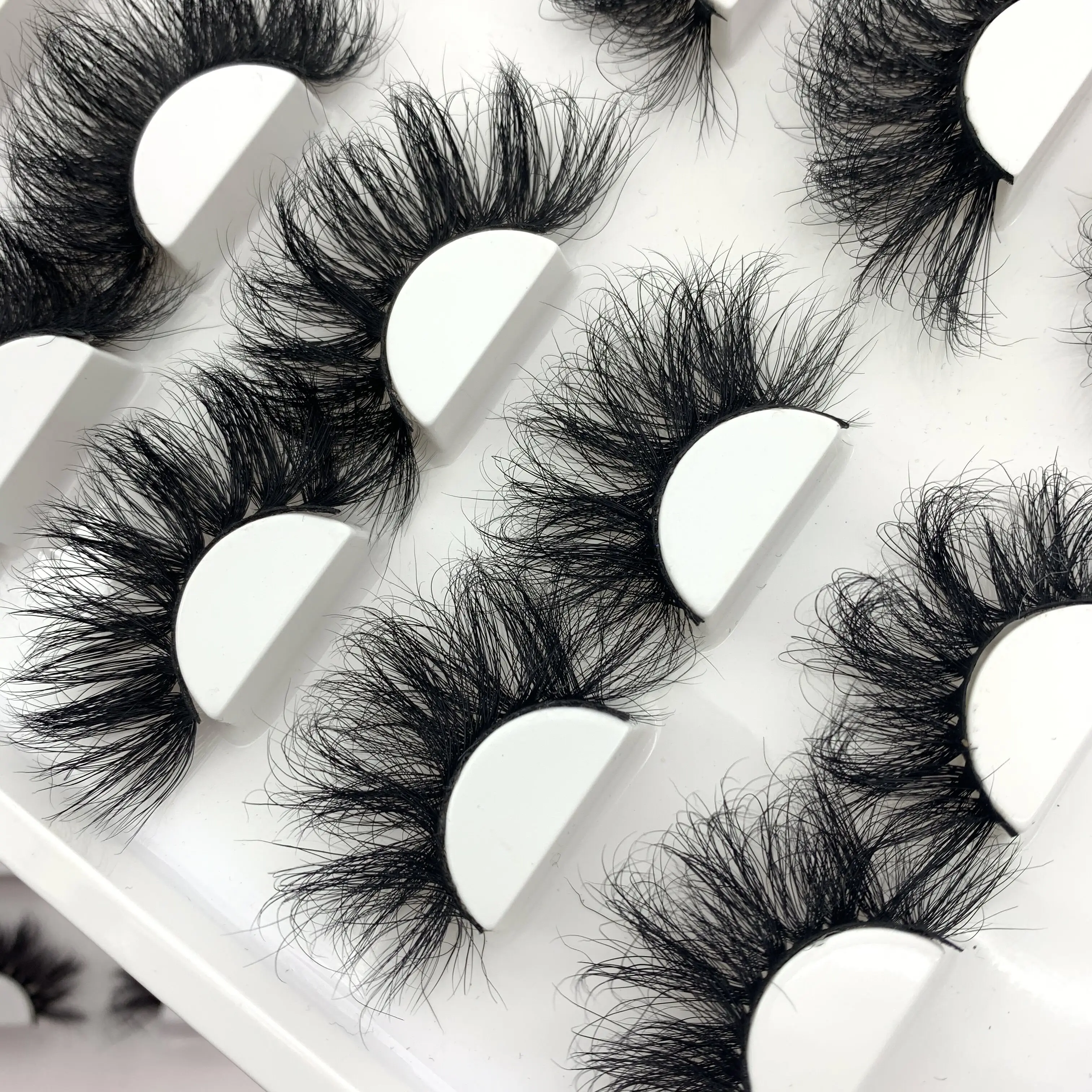 

Curly Mink Hair Eyelashes 5d 25mm Mink Eyelash Wholesale Vendor Fluffy Dramatic 100% Mink Lashes With Custom Packaging