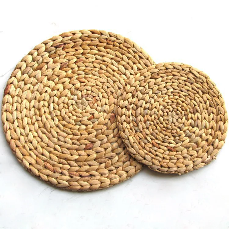 

14 Inches Wholesale Natural Round Water Hyacinth Pad Woven Table Placemats