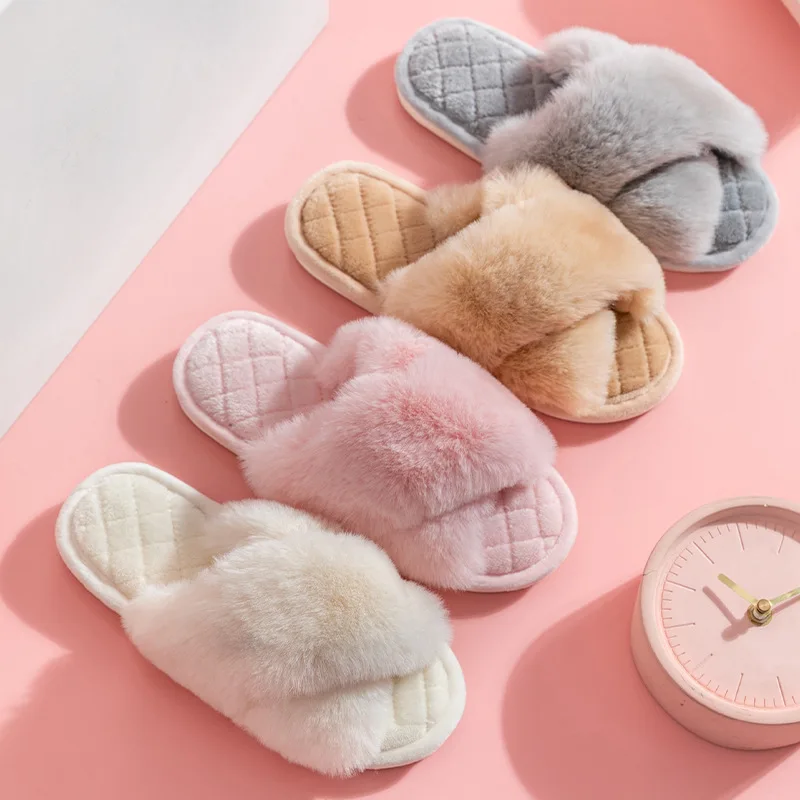 

Hot Sells Winter Slippers For Women Crossing Fuzzy Slippers Women Solid Color House Slippers Women