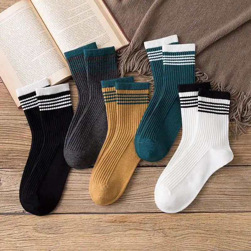 

New Arrival Personality Trendy Sports Basketball Japanese College Striped Men Plain Socks, Picture