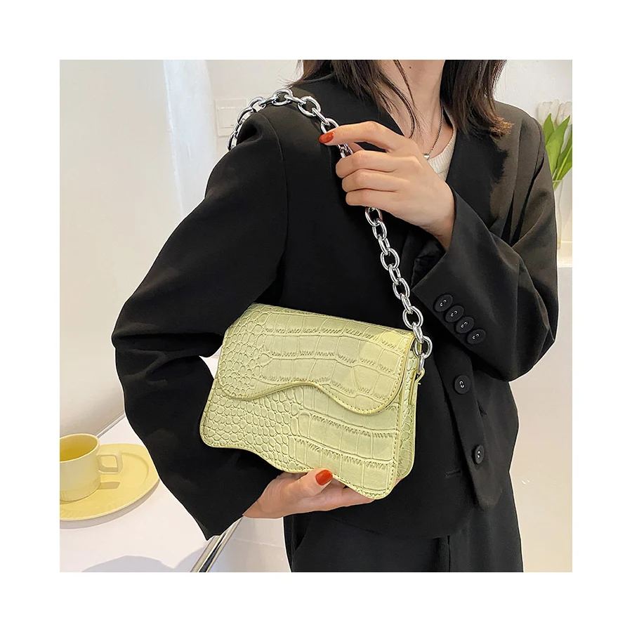 

Tasche Bolsos De Mano Clutch Dumpling Tote Pouch Women Fashion Handbags Ladies Shoulder Cloud Bag with Gold Chain for Women