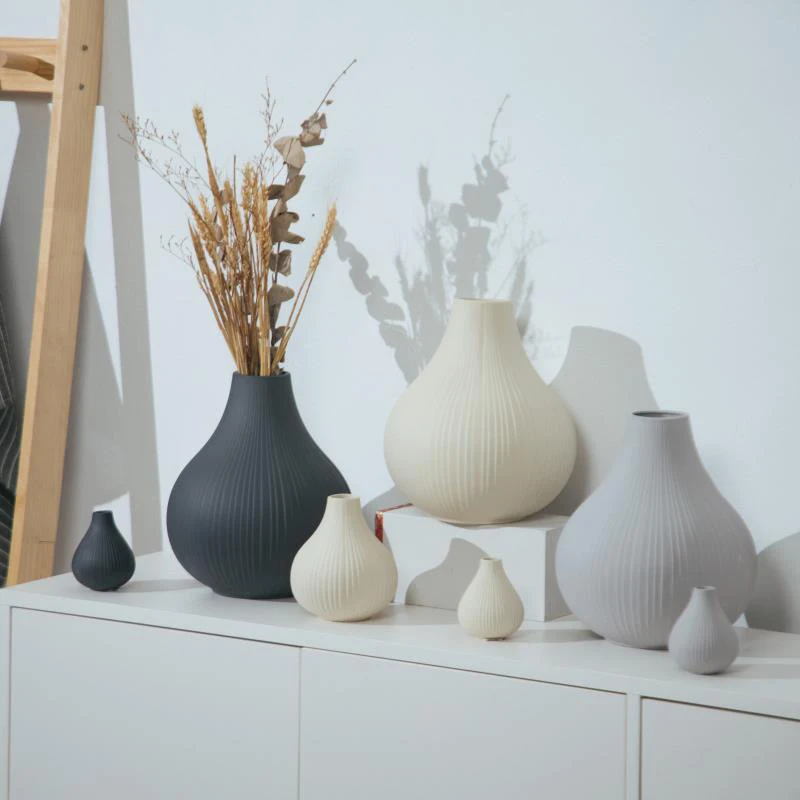 

Nordic European Chaozhou Modern Home Decor Clay Ceramic Vase