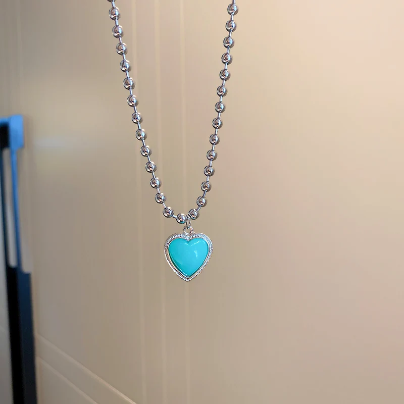 

2021 fashion women crystal heart necklace green
