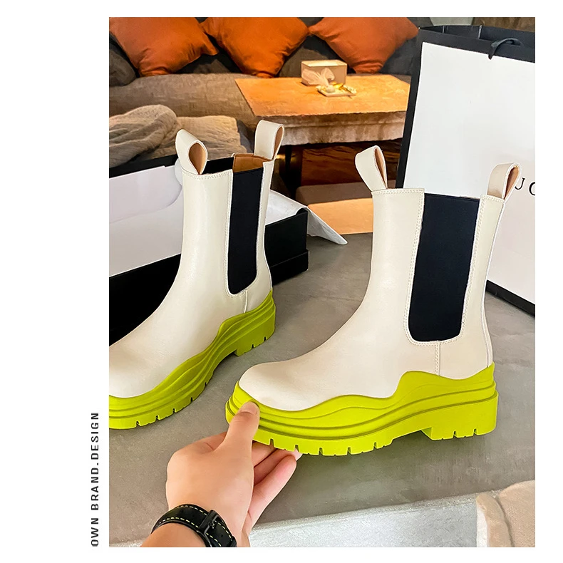 

INS women boots 2021 autumn and winter high quality new fashion Chelsea boots Genuine Leather short ankle boots adult