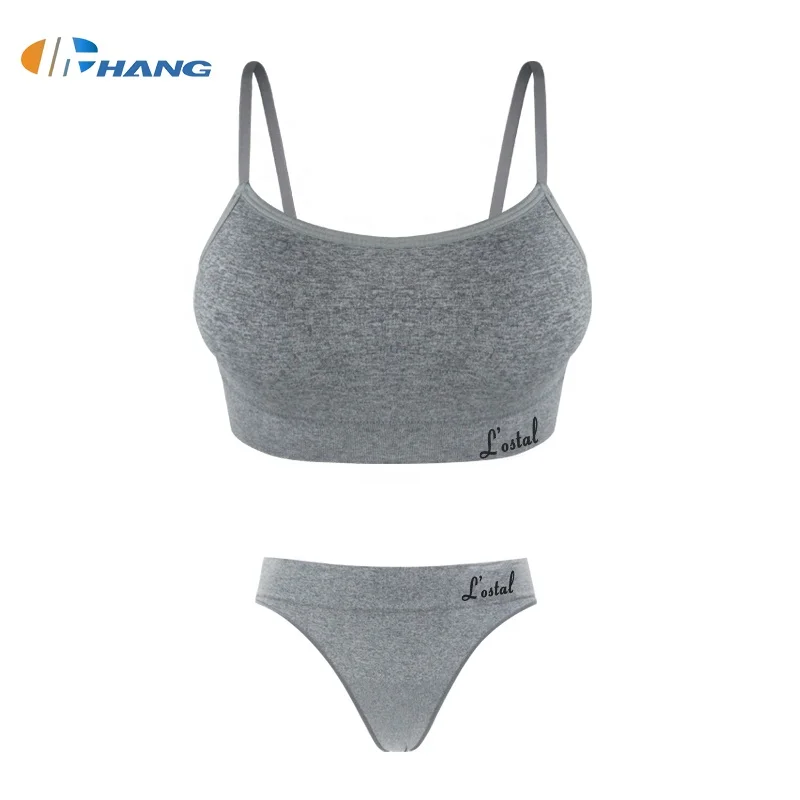 
2020 Newest Fashion Style Sports Yoga Set Women Seamless Sexy Thong Bra Panty Sets 