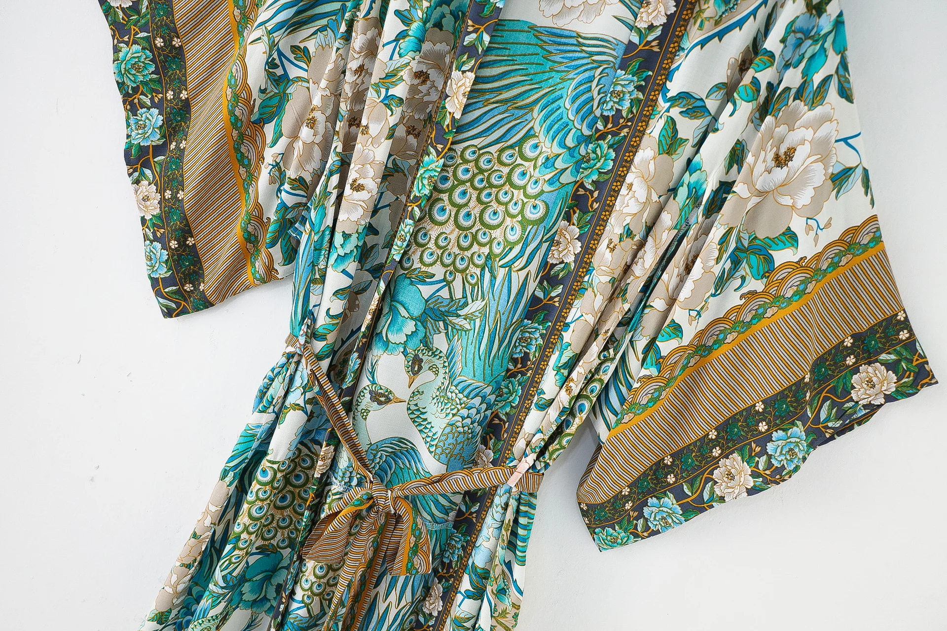 
Long Duster Vintage Flower Birds Floral Print Long Loose Fit Kimonos Casual Women Boho Robes Oversize Sashes Maxi Kimonos Dress 