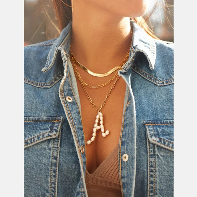 

Fashion Fresh Water Pearl Initial Pendant Curb Thick Chain Link Necklace for Women, White