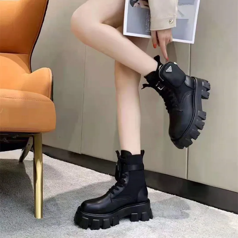 

Black Punk Ankle Platform Motorcycle Boots Women Lace up Chunky Heel Belt Buckle Pocket Designer Shoes Women
