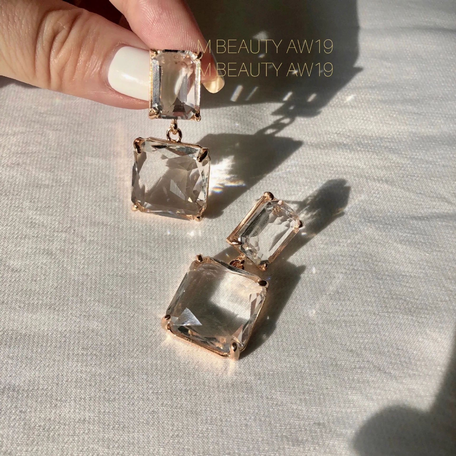 

Newest Minimalist 4 Claw Setting Geometric CZ Drop Earrings Transparent Crystal Square Dangle Earrings For Women