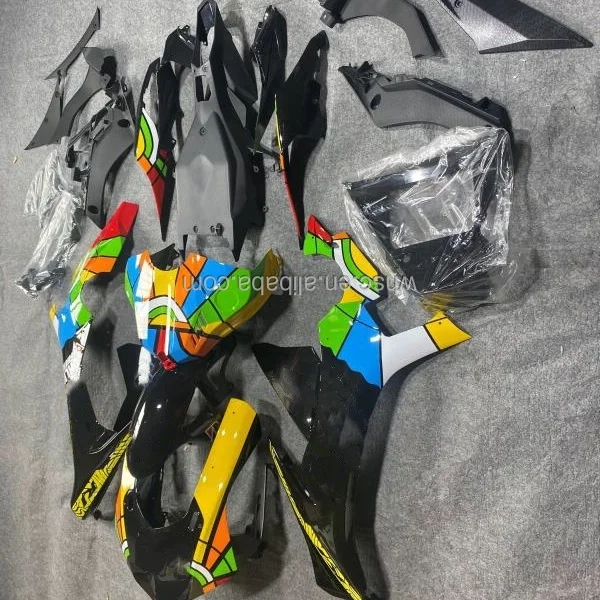 

2022 The Newest Design Painted Color WHSC Band ABS Plastic Fairings With Colorful Painted Kit For YAMAHA R1 2015-2018, Pictures shown