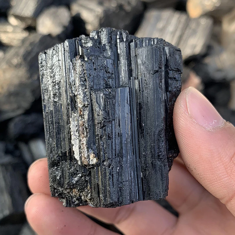 Wholesale Natural Mineral Crystal Specimens Black Tourmaline Stones Crystals for Decoration