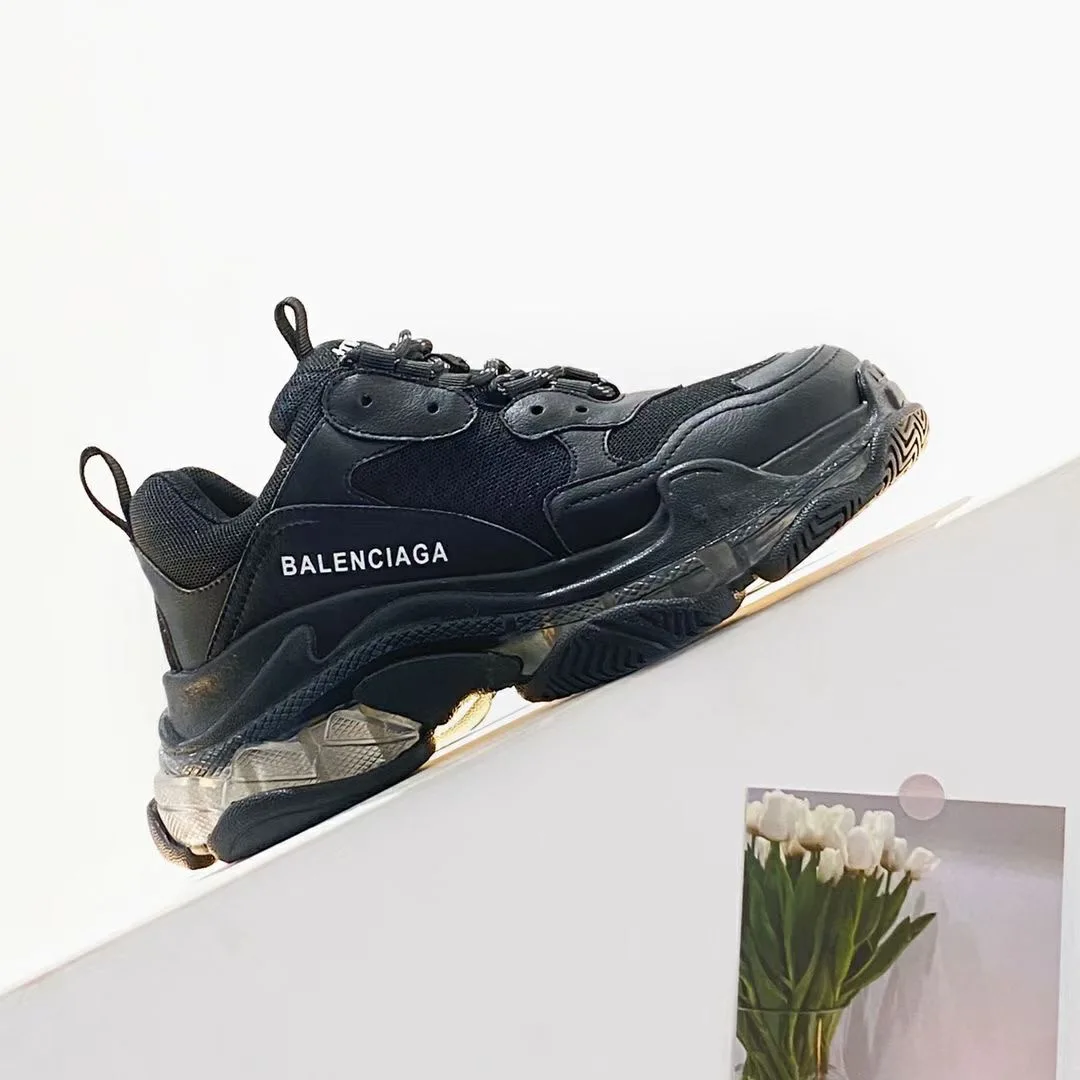 

2021 Men's Running Male Sneakers Women Sport Run Shoes Woman Walking Shoes Casual Shoes Fashion Sneakers