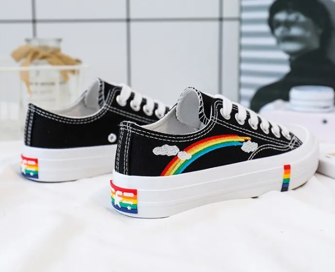 

Wholesale Embroidered Rainbow Canvas Shoes Four Season Loafers Flat Bottom Casual British Casual Canvas Shoes, 2colors