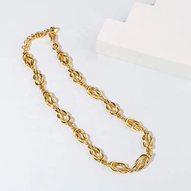 

Wholesale Thick Chain Luxury Clavicle Oval Chain High Quality Personalized Clavicle Chain