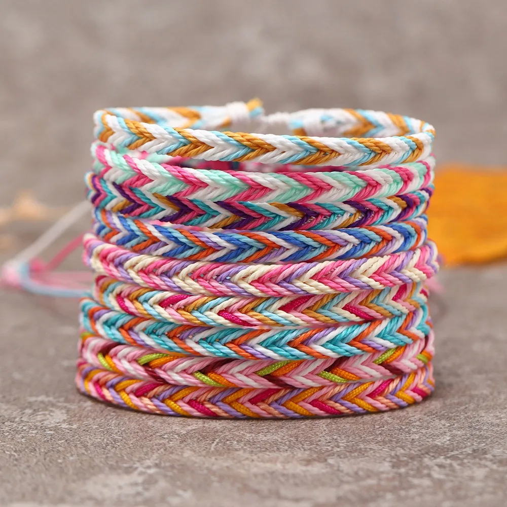 

Wholesale Woven Bracelets Artistic Style Color Gradient Wax Thread Manually Woven Adjustable Bracelets