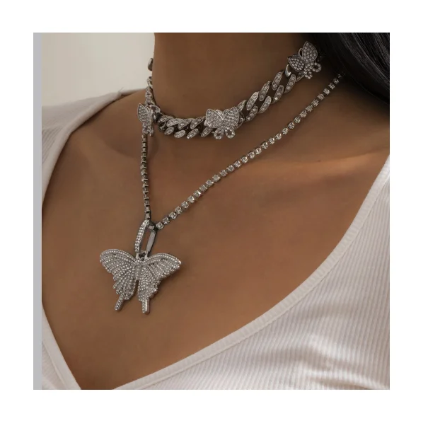 

Retro Smart Big Butterfly Cuban Diamond Necklace Fashion Full Diamond Metal Chain Necklace, Silver/gold