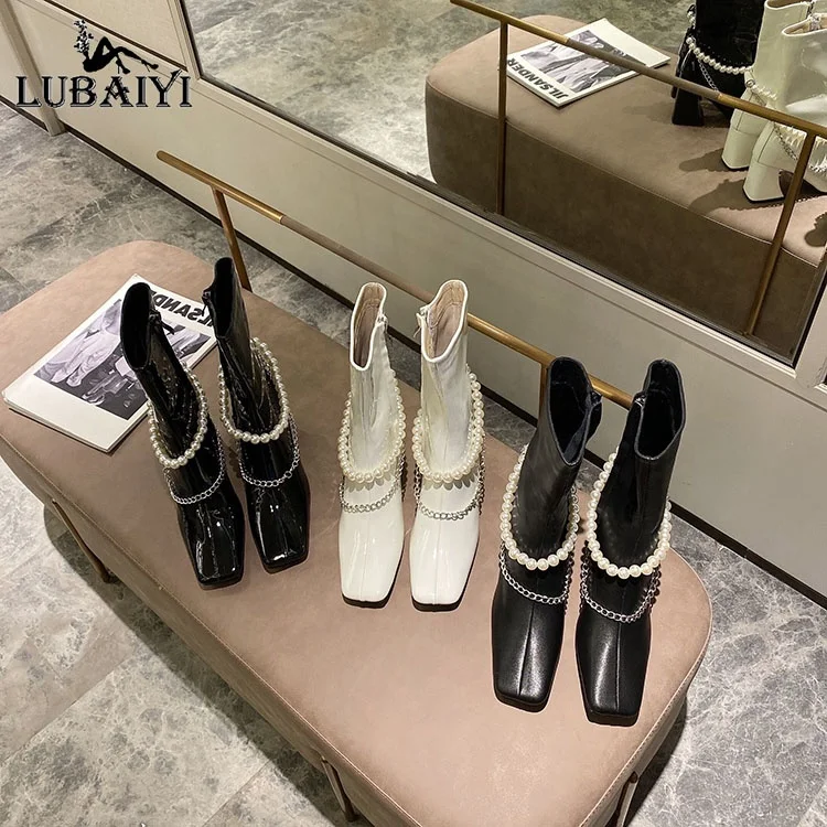 

Chunky Heels Women PU Leather Shoes Side Zipper Pointed Toe Short Booties With Pearl Sliver Chain Ankle Boots Shoes for Winter, Black/brown/white