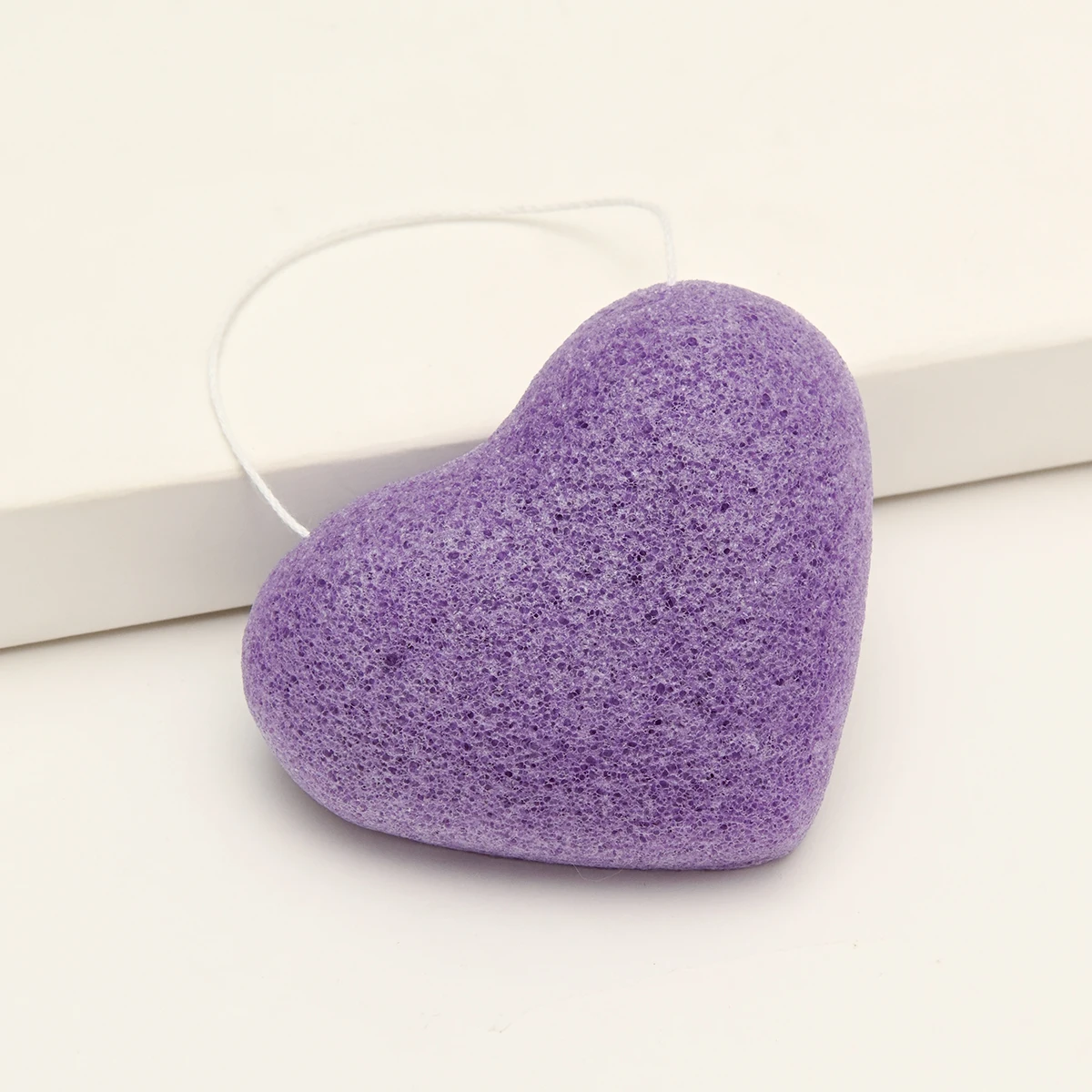 

Hot Wholesale Good Quality Skin Care Konjac Sponge 100% Natural, Purple