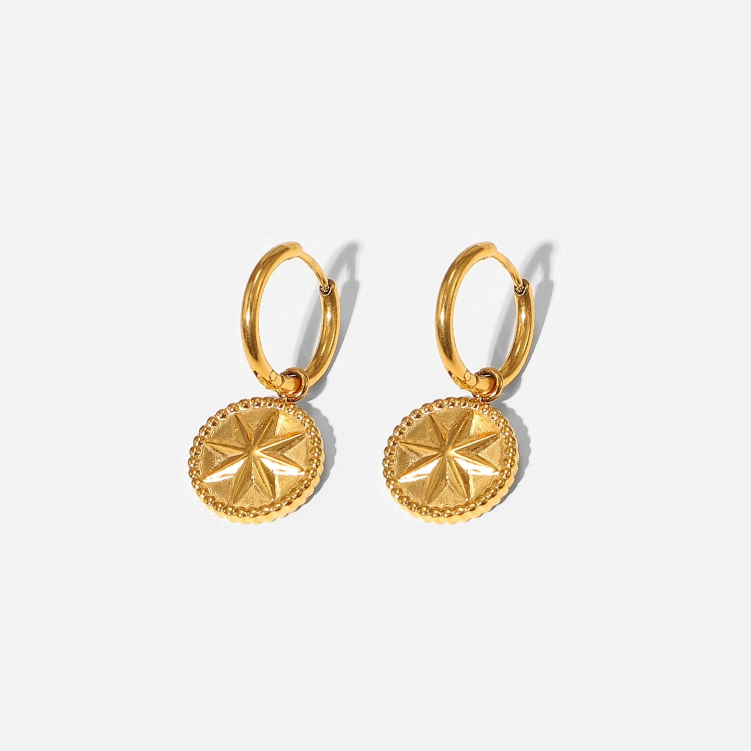 

Minimalism Waterproof Fashion Jewelry 18K Gold Plated Stainless Steel Star Hoop Earrings For Women