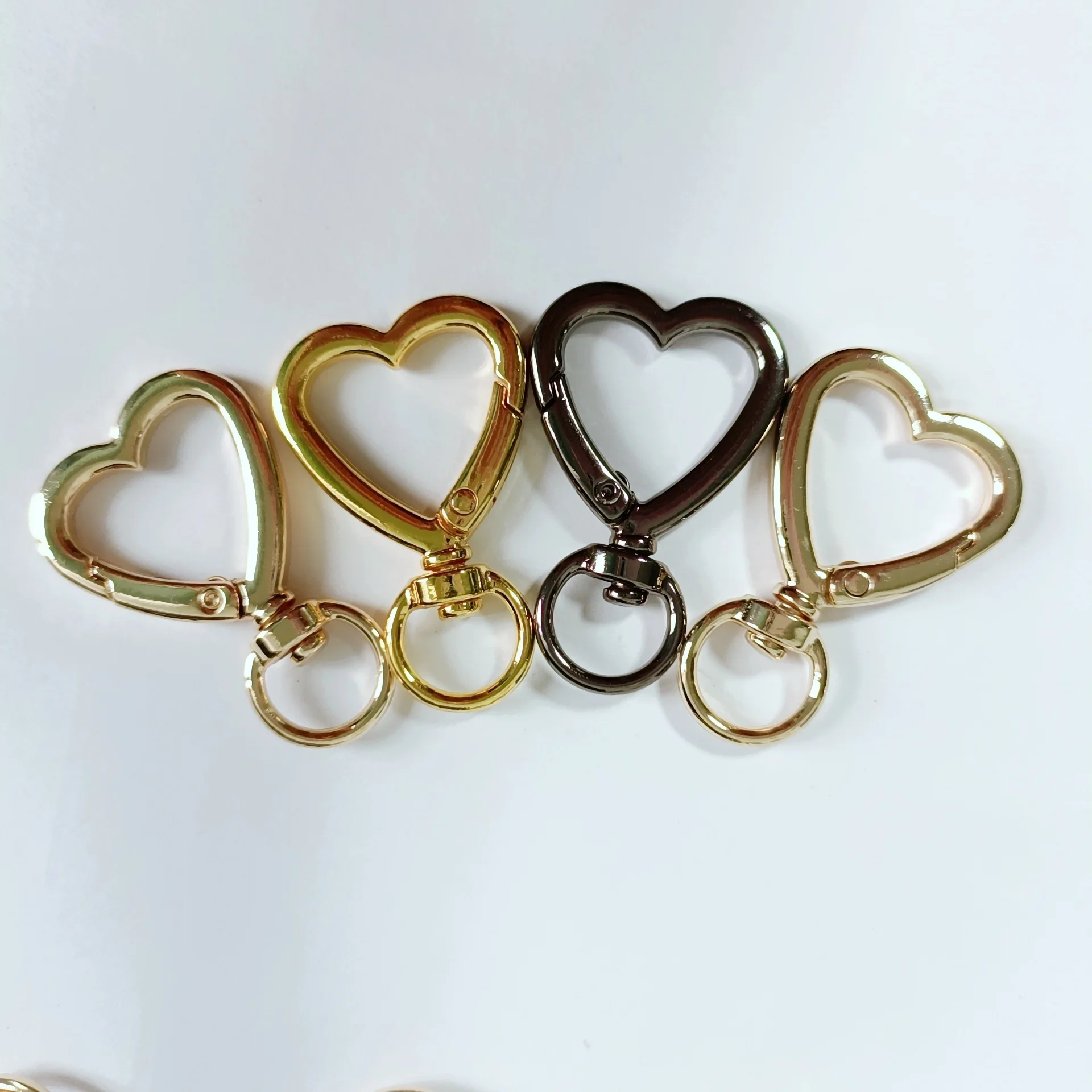 

Heart Shape Spring opening ring Keychain metal Craft Making Swivel Keychain Clip DIY Hardware Luggage Accessories Heart Keychain