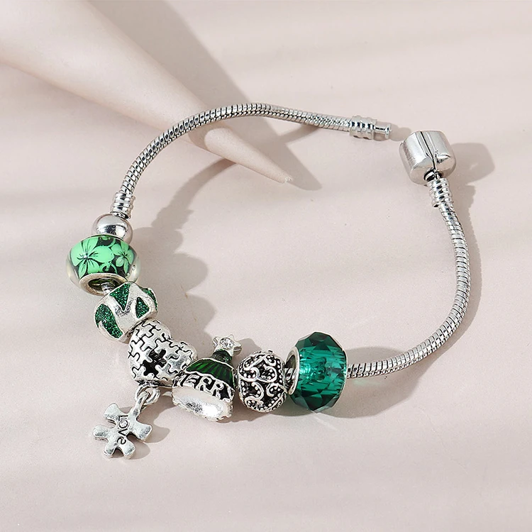 

Best Selling Luxury Shiny CZ Cubic Zirconia Ball Charms Bracelet Green Crystal Rhinestone Heart Charm Bracelet For Women Party