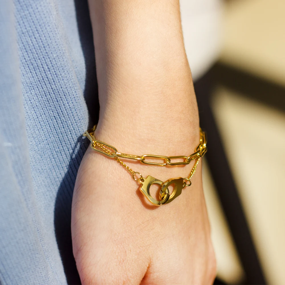 

Wholesale Custom Gold and Silver Stainless Steel Girl Shape Charm Bead Bracelet