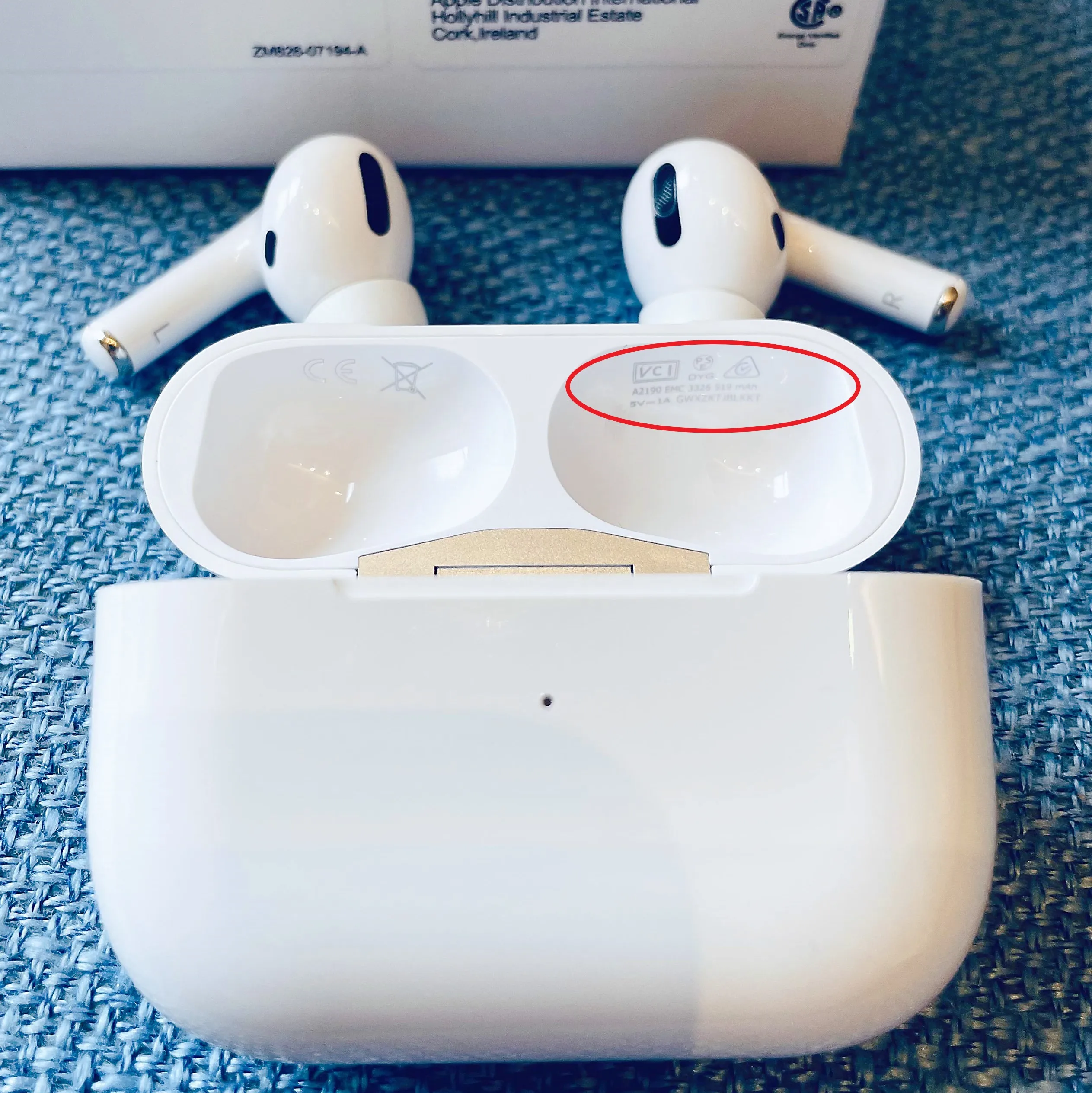 

Original Air Pro 3 1 in 1 TWS Wireless Headphones Bluetooth Earphone In Ear Earbuds Sport Headset For Apple iPhone Android, White black