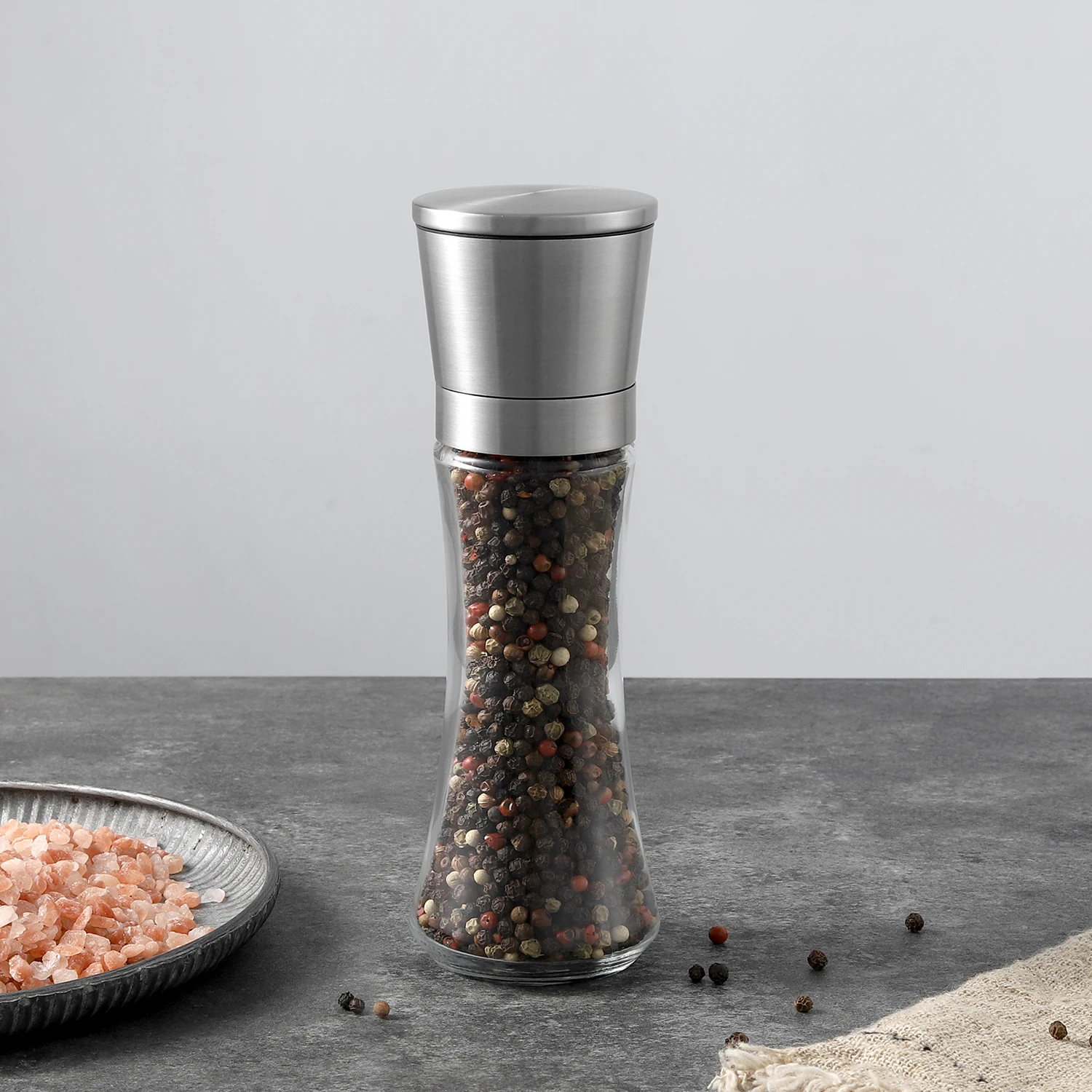 

Hot selling Salt and Pepper Grinder Set Adjustable Coarseness Ceramic Pepper Mills Salt Grinder with Stand Kitchen utensils