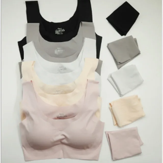 

Cotton Wireless Sleep Bra With Padding Sports Yoga Bras Together Gather Bra