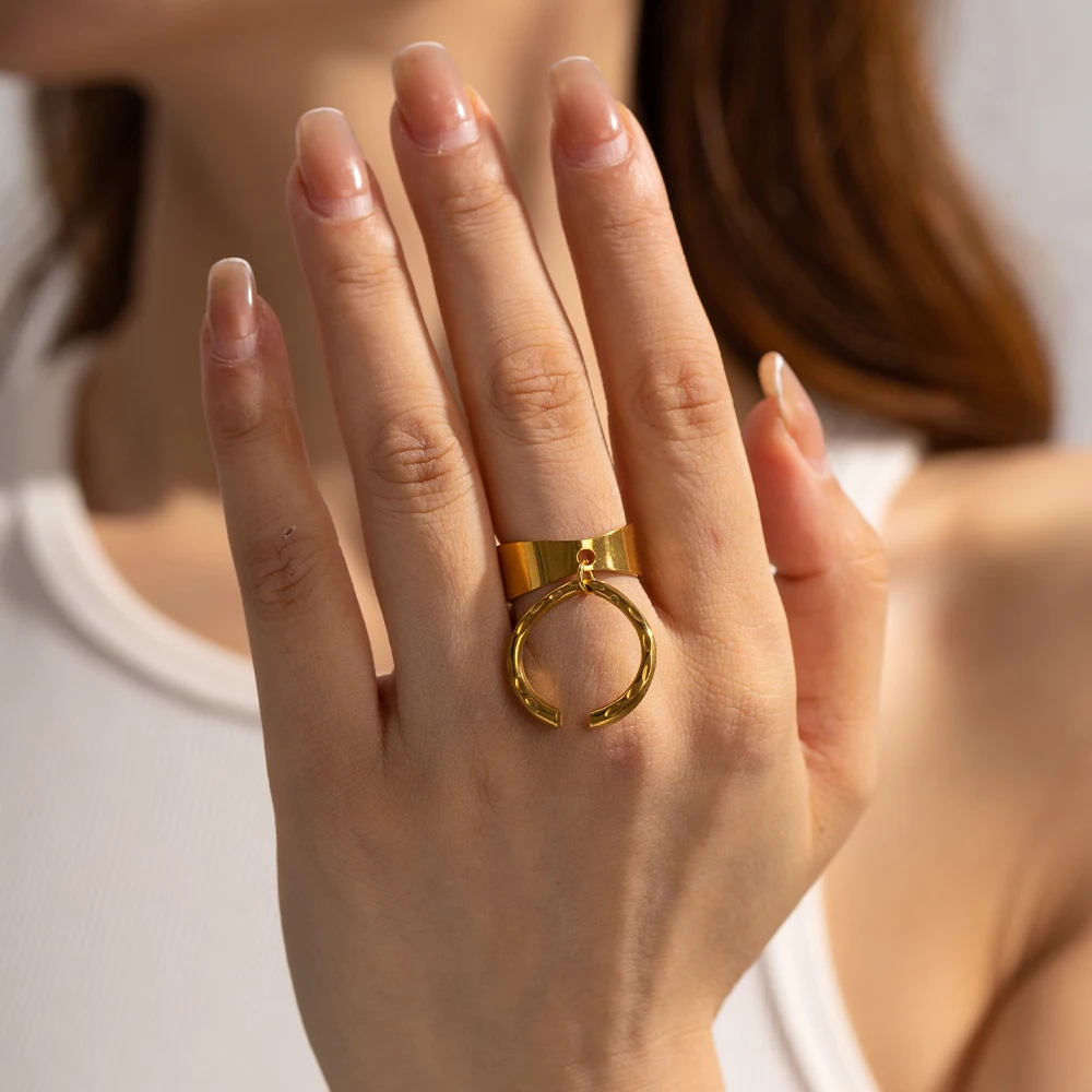 

Geometric Jewelry 18K Gold Plated Stainless Steel Wide Surface Texture Double C Opening Ring for Women