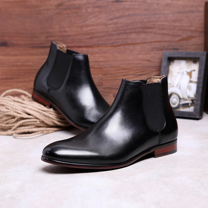 

shoes men leather 2021 Cowhide Men Boots mid length tube & anti-skidding & breathable with Rubber