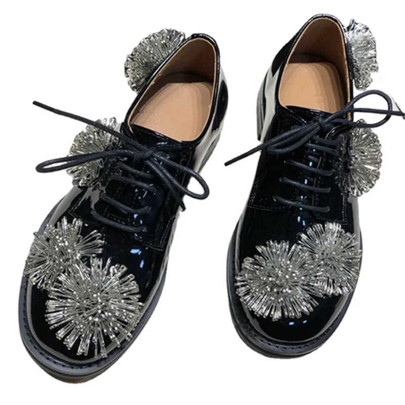 

2021 Women Shoes Flower Platform Flats Woman Brand Ladies Round Toe Female Patent Leather Shoes