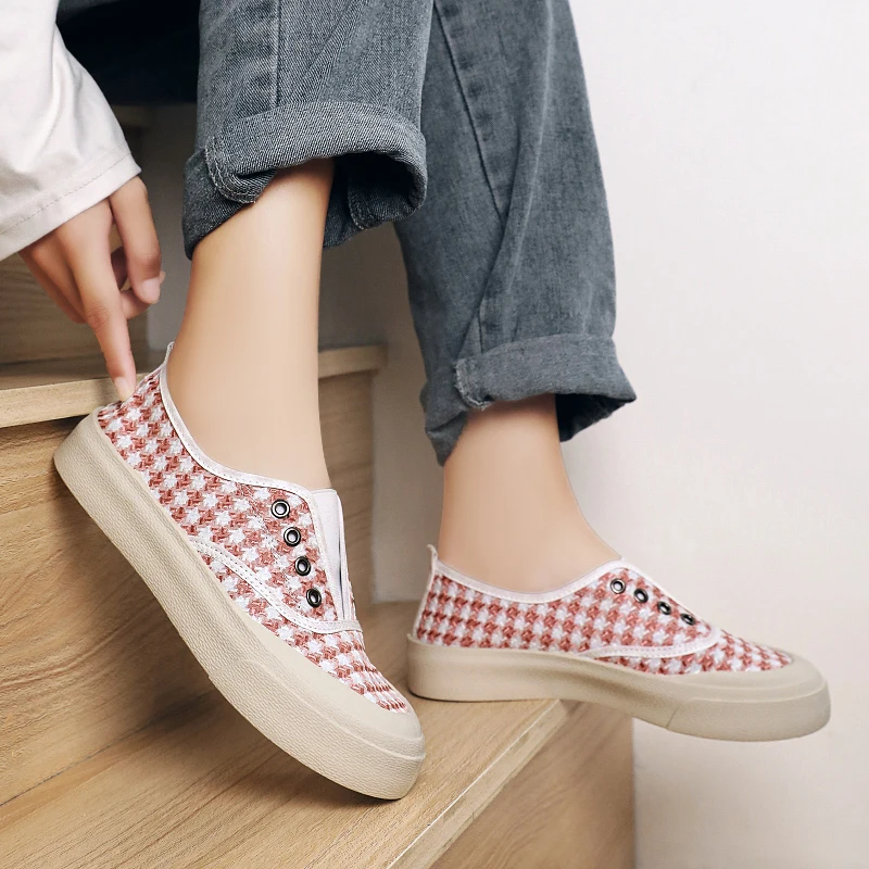 

G-8800 Walking Comfort Slip On Soft Casual Shoes Women 2021 Ladies Canvas Shoes, Black