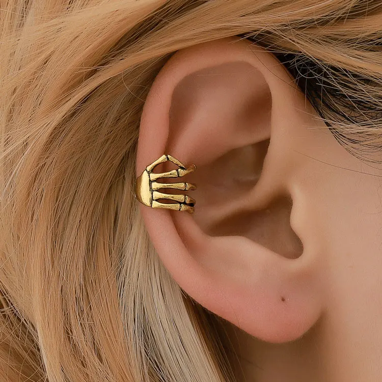

SC Fashion Punk Skull Hand Clip on Earrings Non Pierced Earrings Gothic Antique Gold Silver Skull Hand Ear Cuff Earrings Women