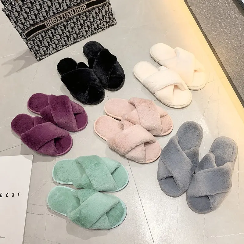 

Cheap and good quality Chinese indoor slippers ladies plush cotton slippers